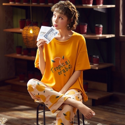 ชุดนอนเสื้อแขนสั้น-กางเกงขายาว ลายส้ม-สีส้ม มี 2 size